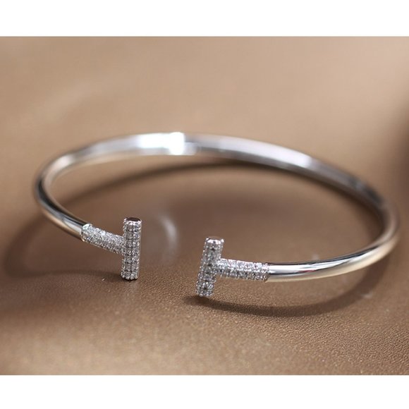 Rose Gold Beautiful Open Bracelet - Picture 12 of 12